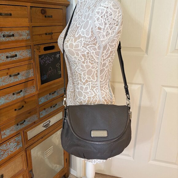 Marc Jacobs - Classic Q Natasha Handbag Purse- Gray Leather- EUC - Picture 2 of 11